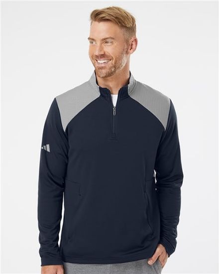 Picture of A532 - Men's Textured Mixed Media Quarter-Zip Pullover